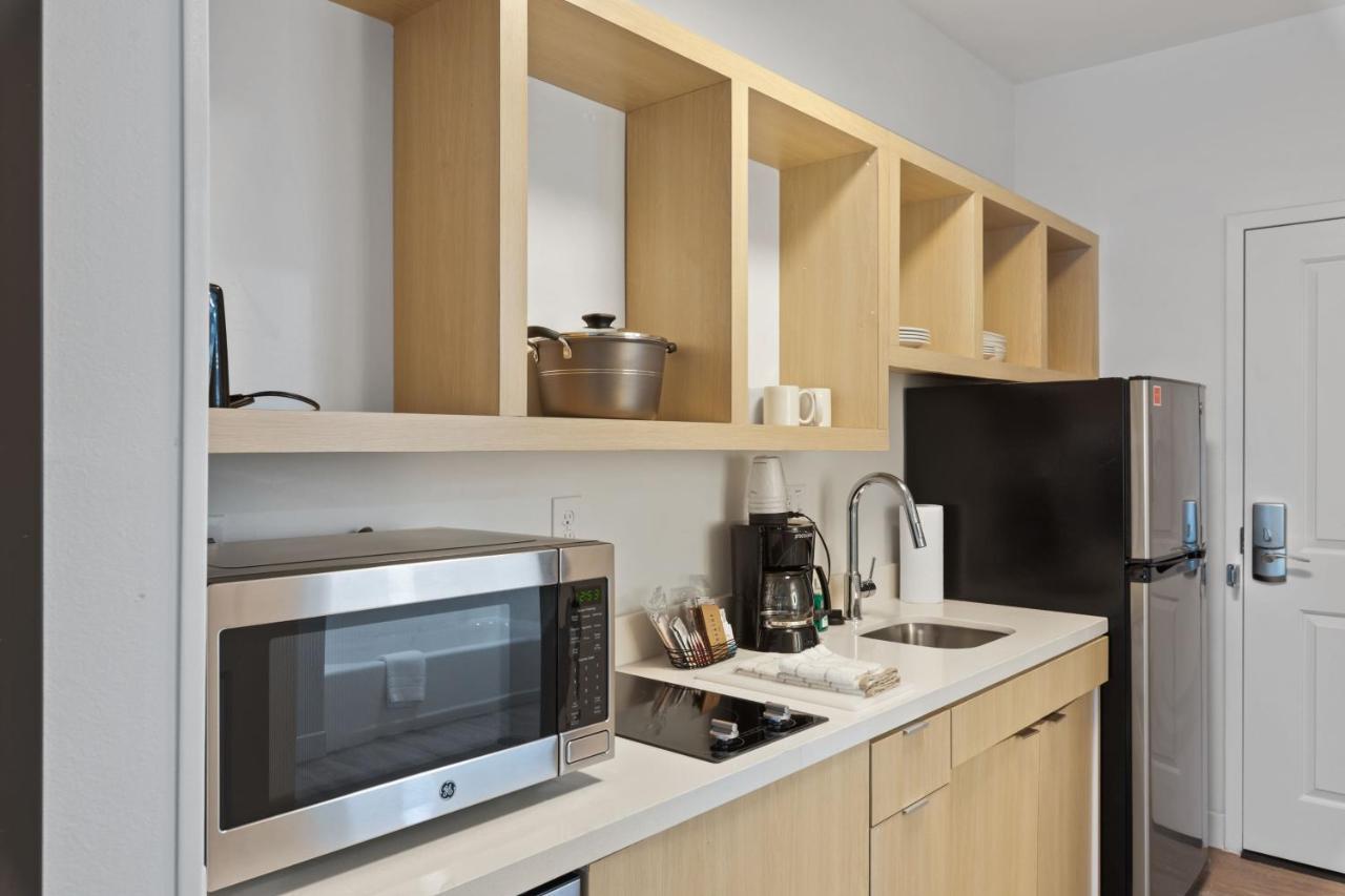 Towneplace Suites By Marriott White Hall Eksteriør billede